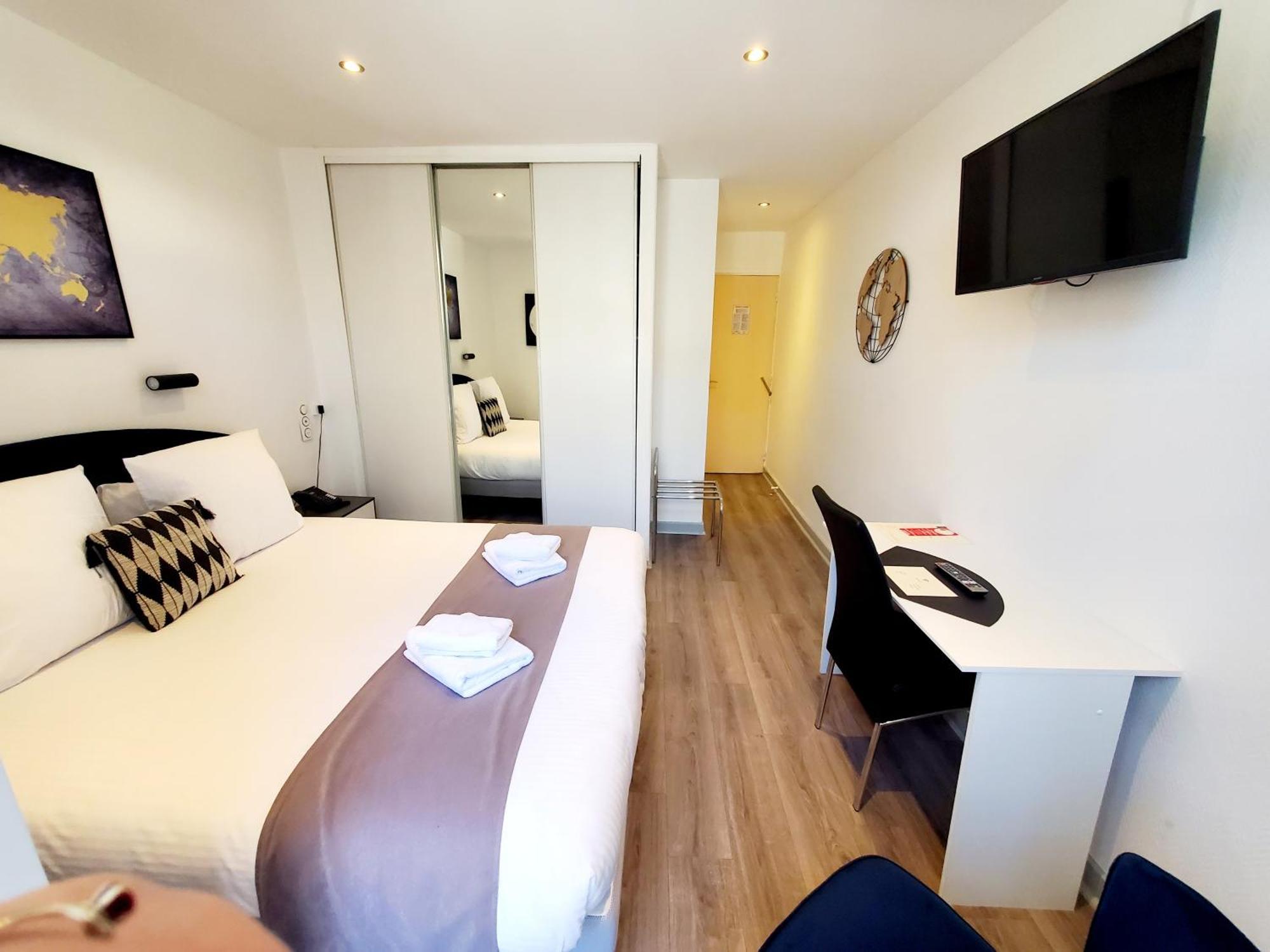 Logis Hotel Belle Etoile Vichy Bagian luar foto