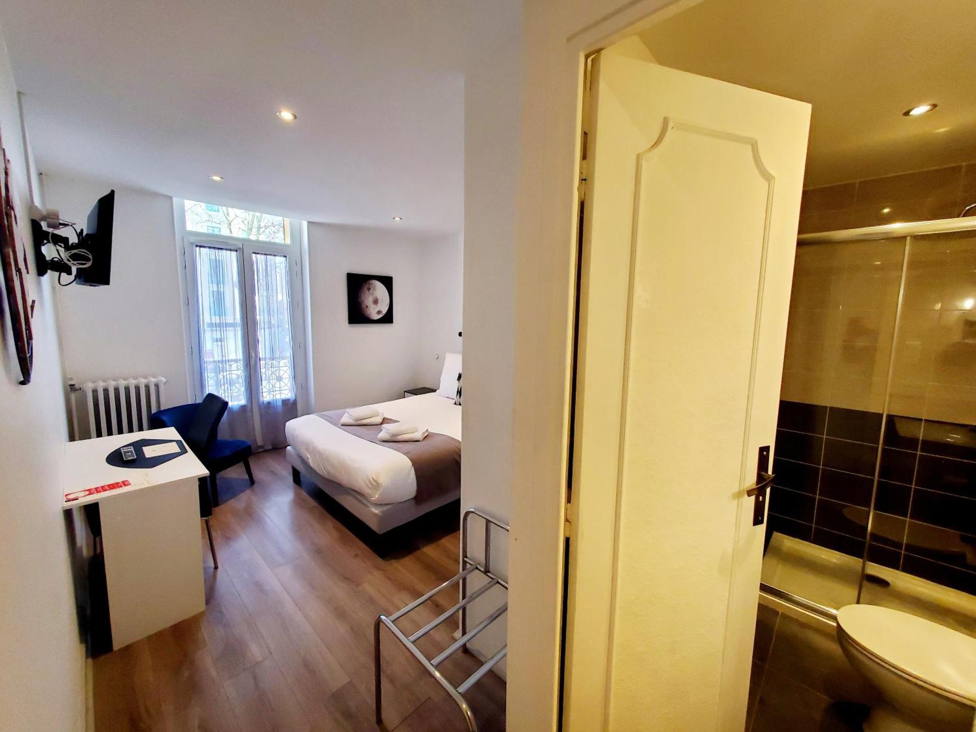 Logis Hotel Belle Etoile Vichy Bagian luar foto