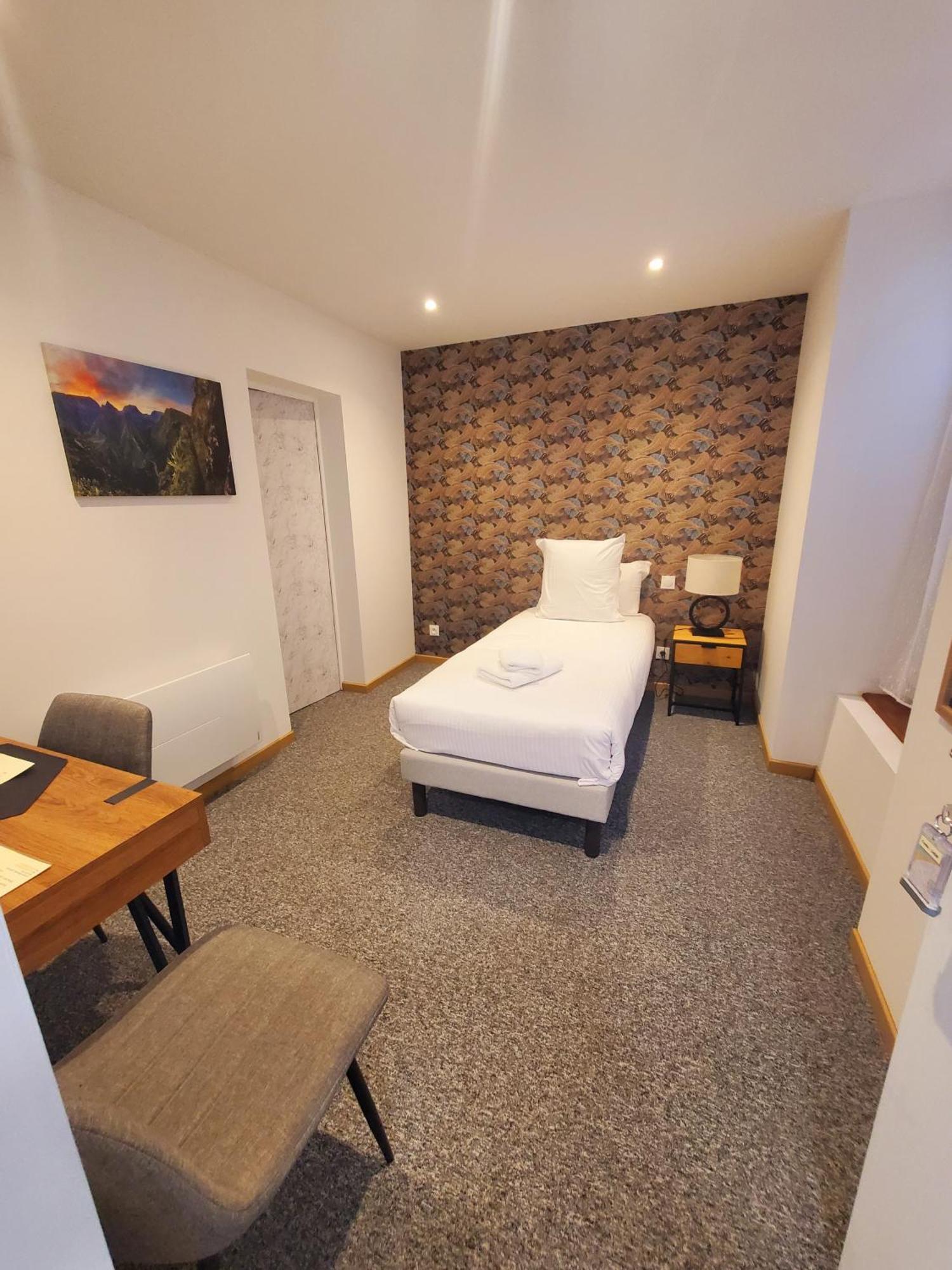 Logis Hotel Belle Etoile Vichy Bagian luar foto