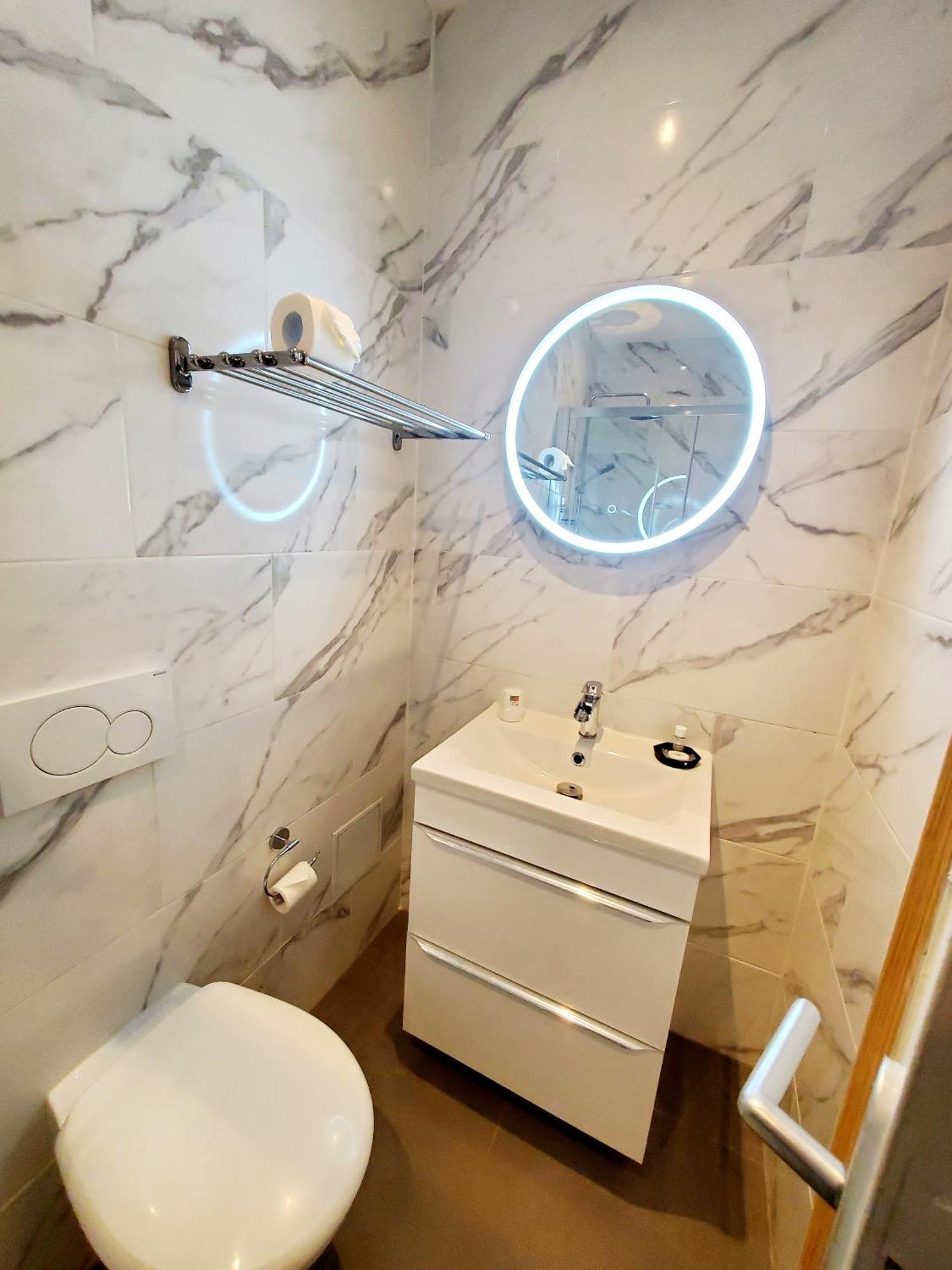 Logis Hotel Belle Etoile Vichy Bagian luar foto